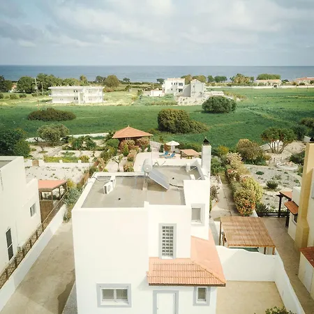 Dreams Villa *