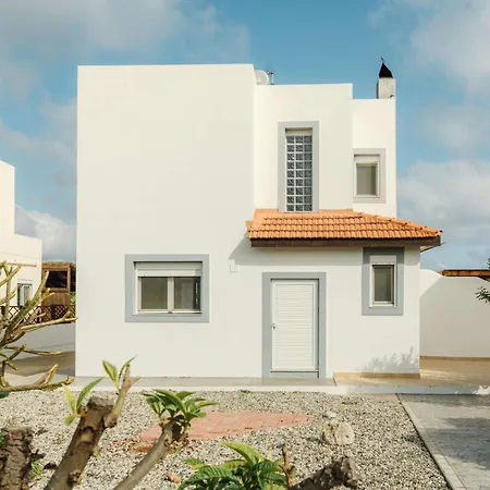 Dreams Villa *