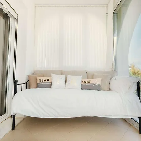 Dreams Villa *